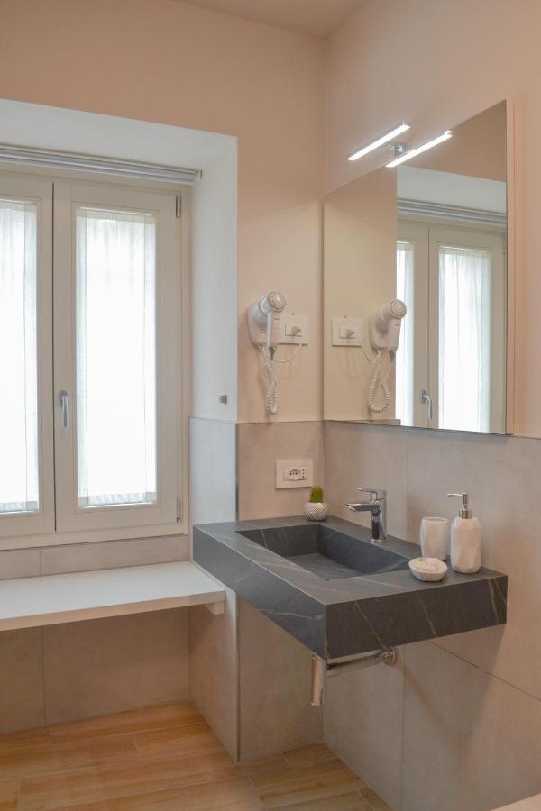 Garda Lake Maison D'Isabella โลนาโต ภายนอก รูปภาพ