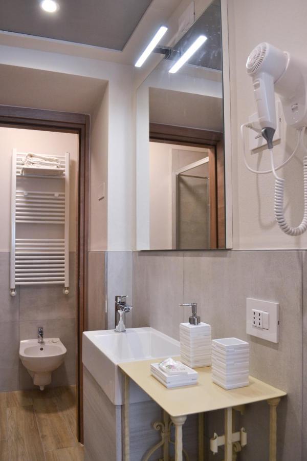 Garda Lake Maison D'Isabella โลนาโต ภายนอก รูปภาพ